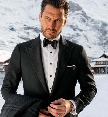 Silk bow tie