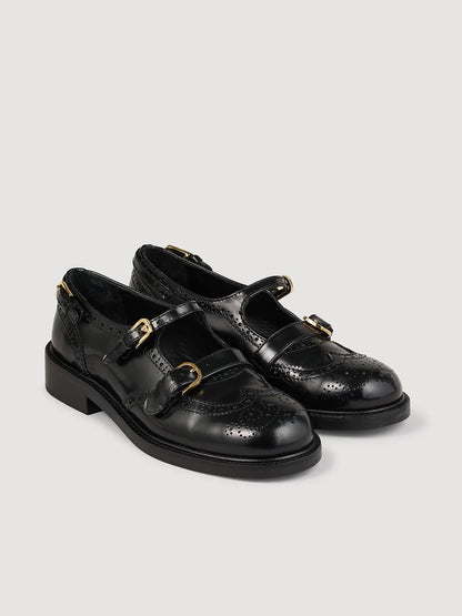 Women's shoes